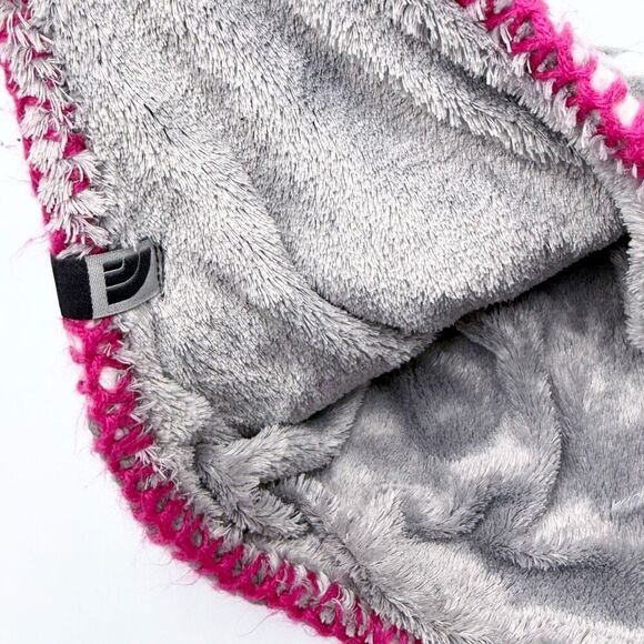 The North Face Fuzzy Beanie Winter Hat Striped - Kids S (6/7) - Picture 4 of 6